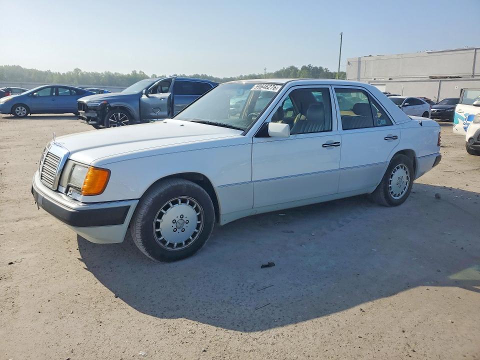 1992 Mercedes-benz 300 VIN WDBEB28D2NB759410 COPART salvage auction — NORMAL WEAR, VA - CERTIFICATE OF TITLE, sold $4,400 on 2026-07-08 (photo 1)