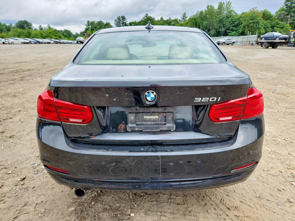 2016 BMW 3er VIN WBA8E1G52GNT35184 COPART salvage auction — FRONT END, Ma - Cert Of Title-Reconstrctd Coll, sold $2,000 on 2026-08-10 (photo 6)
