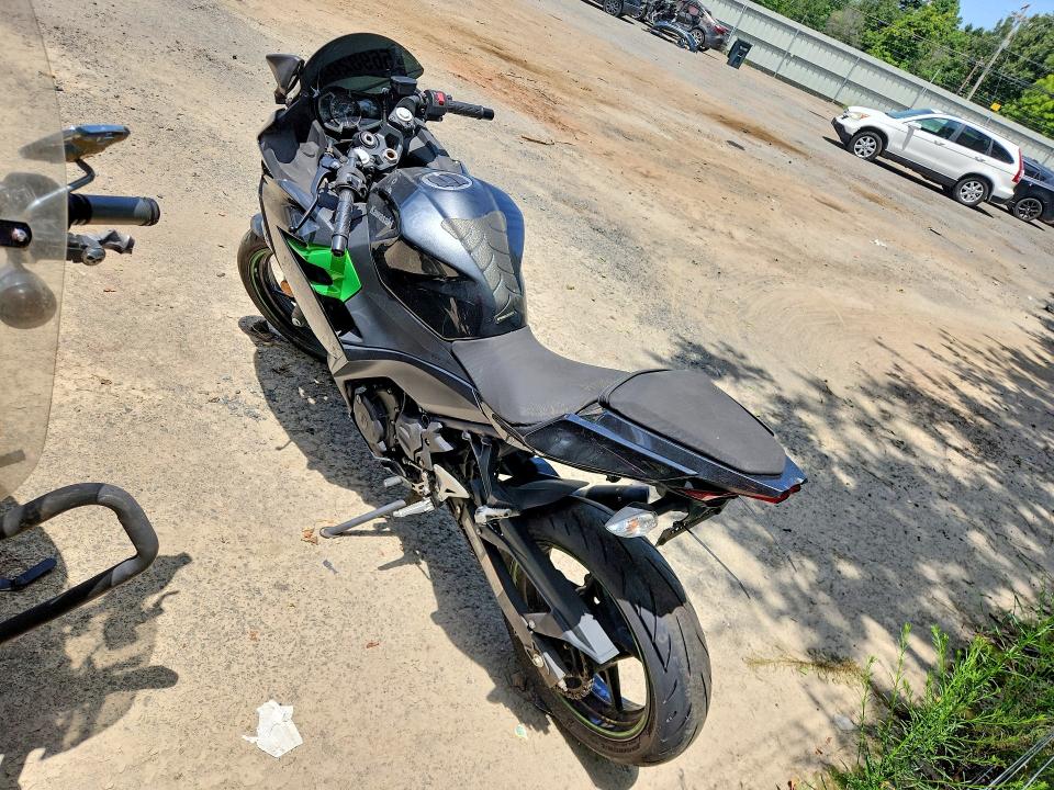 2023 Kawasaki Ex VIN JKAEXKG16PDAS5724 COPART salvage auction — MINOR DENT/SCRATCHES, Tx - Certificate Of Title, sold $500 on 2026-07-30 (photo 4)