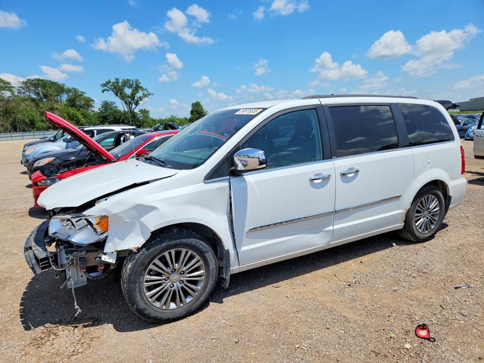 2014 Chrysler Voyager VIN 2C4RC1CG5ER248853 COPART salvage auction — FRONT END, Ia - Salvage W/Salvage History, sold $225 on 2026-07-31 (photo 1)