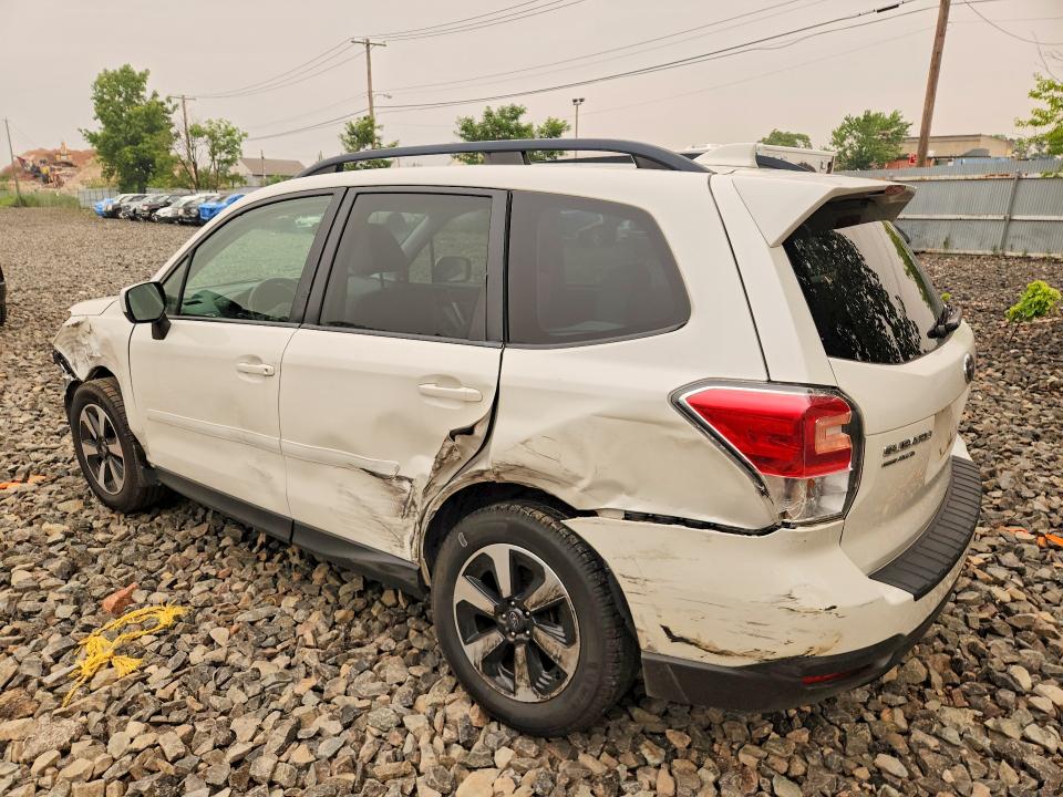 2018 Subaru Forester VIN JF2SJAEC8JH516013 COPART salvage auction — FRONT END, Salvage Title, sold $950 on 2026-07-28 (photo 2)
