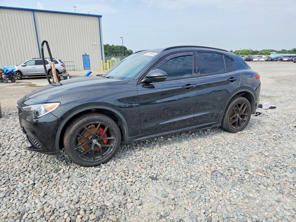 2018 Alfa romeo Stelvio VIN ZASFAKNN4J7C00385 COPART salvage auction — FRONT END, Fl - Certificate Of Title (P), sold $6,500 on 2026-08-06 (photo 1)