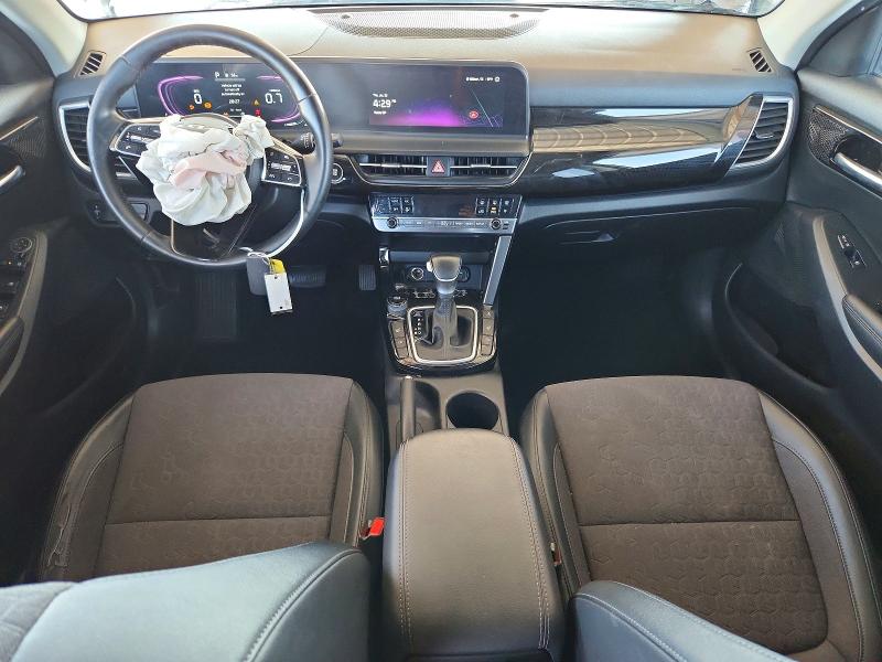 2025 Kia Seltos VIN KNDEUCAA2S7719179 COPART salvage auction — FRONT END, TX - CERTIFICATE OF TITLE, sold $7,200 on 2026-08-06 (photo 8)