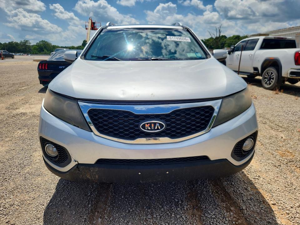 2011 Kia Sorento VIN 5XYKUDA25BG053794 COPART salvage auction — MECHANICAL, MS - CERTIFICATE OF TITLE, sold $325 on 2026-07-28 (photo 5)