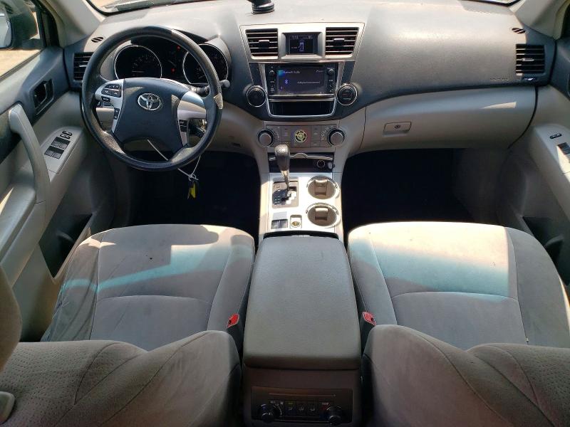 2013 Toyota Highlander VIN 5TDBK3EH1DS178814 COPART salvage auction — FRONT END, Ct - Certificate Of Title, sold $2,950 on 2026-07-31 (photo 8)
