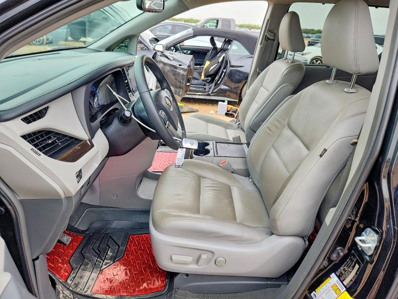 2019 Toyota Sienna VIN 5TDYZ3DC6KS012636 COPART salvage auction — SIDE, TX - SALVAGE VEHICLE TITLE, sold $10 on 2026-07-30 (photo 7)