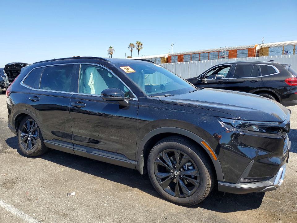 2025 Honda Cr-v VIN 7FARS6H96SE063958 COPART salvage auction — ROLLOVER, Ca - Salvage Certificate, sold $16,500 on 2026-08-21 (photo 4)