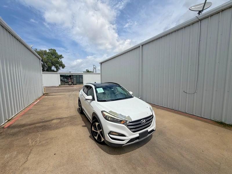 2018 Hyundai Tucson VIN KM8J33A29JU745736 COPART salvage auction — MINOR DENT/SCRATCHES, Tx - Certificate Of Title (P), sold $3,200 on 2026-07-27 (photo 1)