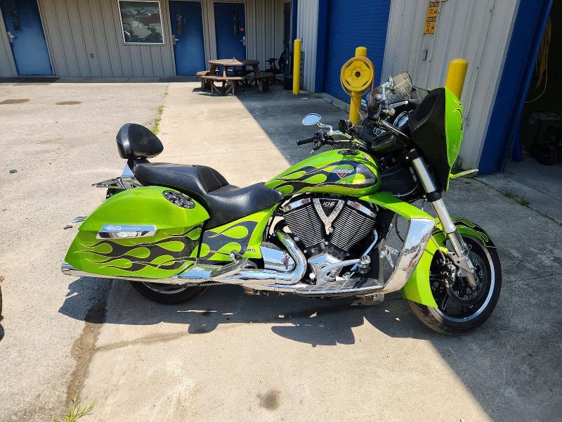 2013 Victory Cross country VIN 5VPDW36N3D3024786 COPART salvage auction — ROLLOVER, Pa - Certificate Of Salvage, sold $2,100 on 2026-07-23 (photo 1)