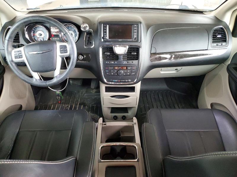 2016 Chrysler Town & country VIN 2C4RC1BG3GR302705 COPART salvage auction — MINOR DENT/SCRATCHES, Az - Certificate Of Title (P), sold $1,500 on 2026-07-23 (photo 8)
