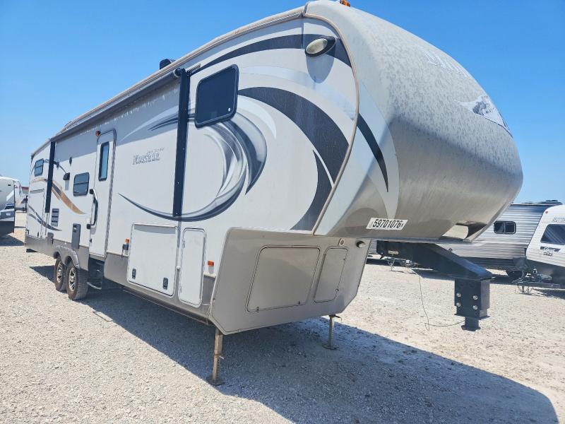 2013 Keystone rv . VIN 4YDF33822DA740185 — COPART salvage auction photo