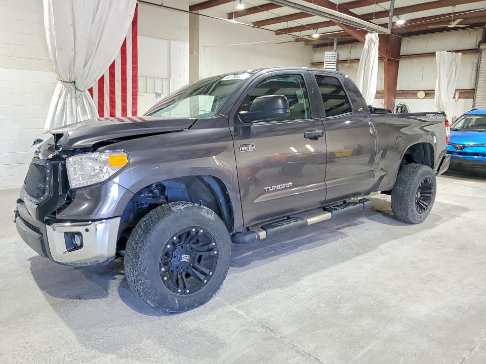 2016 Toyota Tundra VIN 5TFUY5F1XGX576235 — COPART salvage auction photo