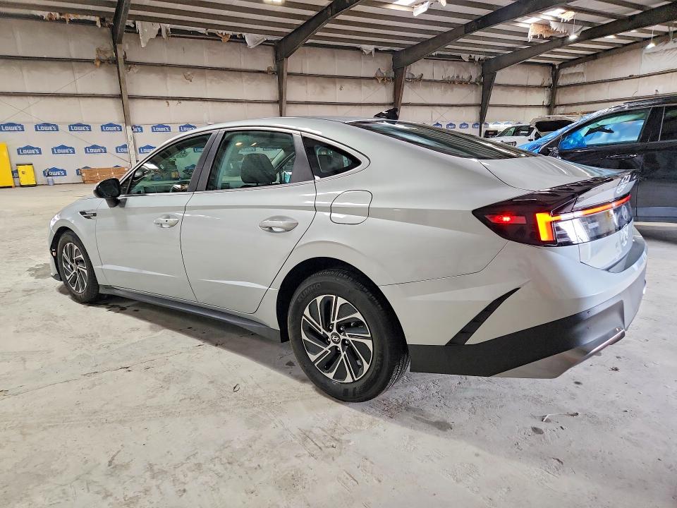 2026 Hyundai Sonata hybrid VIN KMHL24JJ9TA147157 COPART salvage auction — FRONT END, OH - CERTIFICATE OF TITLE (P), sold $8,600 on 2026-07-13 (photo 2)