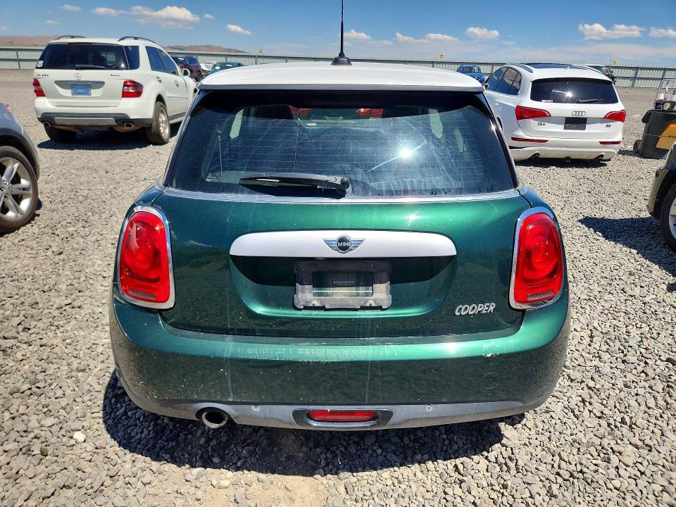 2015 Mini Cooper VIN WMWXM5C55F3A04673 COPART salvage auction — MECHANICAL, Nv - Certificate Of Title, sold $325 on 2026-07-30 (photo 6)
