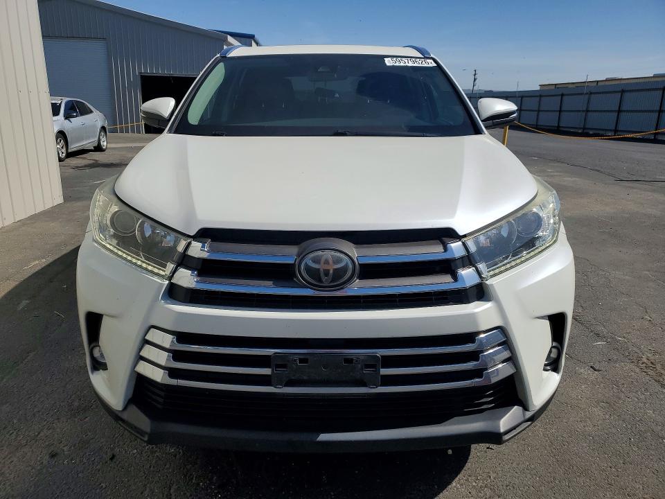 2019 Toyota Highlander VIN 5TDDZRFH3KS923257 COPART salvage auction — MINOR DENT/SCRATCHES, Ca - Dis/Dlr/Exp Only Clean Title (P), sold $8,300 on 2026-07-30 (photo 5)