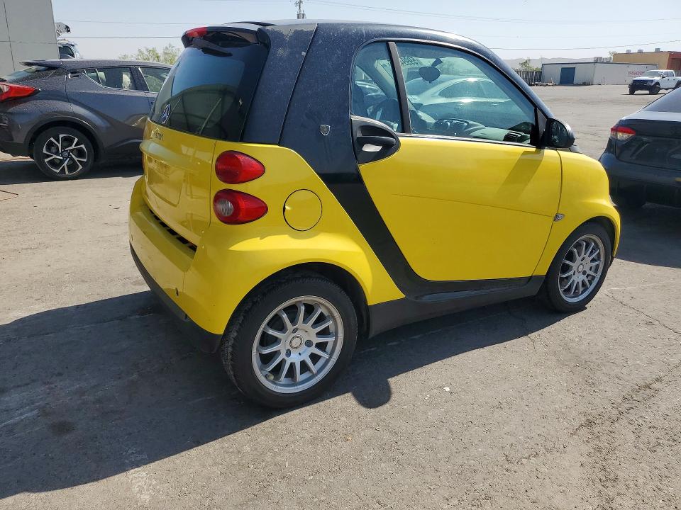 2010 Smart Fortwo VIN WMEEJ3BA0AK385352 COPART salvage auction — MINOR DENT/SCRATCHES, Nm - Certificate Of Title, sold $275 on 2026-07-14 (photo 3)