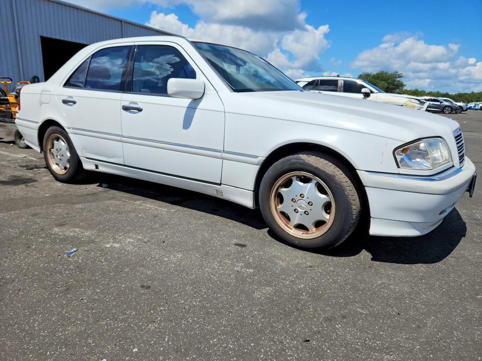 1999 Mercedes-benz C class VIN WDBHA24G7XA801482 COPART salvage auction — FRONT END, FL - CERT OF TITLE SLVG REBUILDABLE, sold $325 on 2026-07-15 (photo 4)