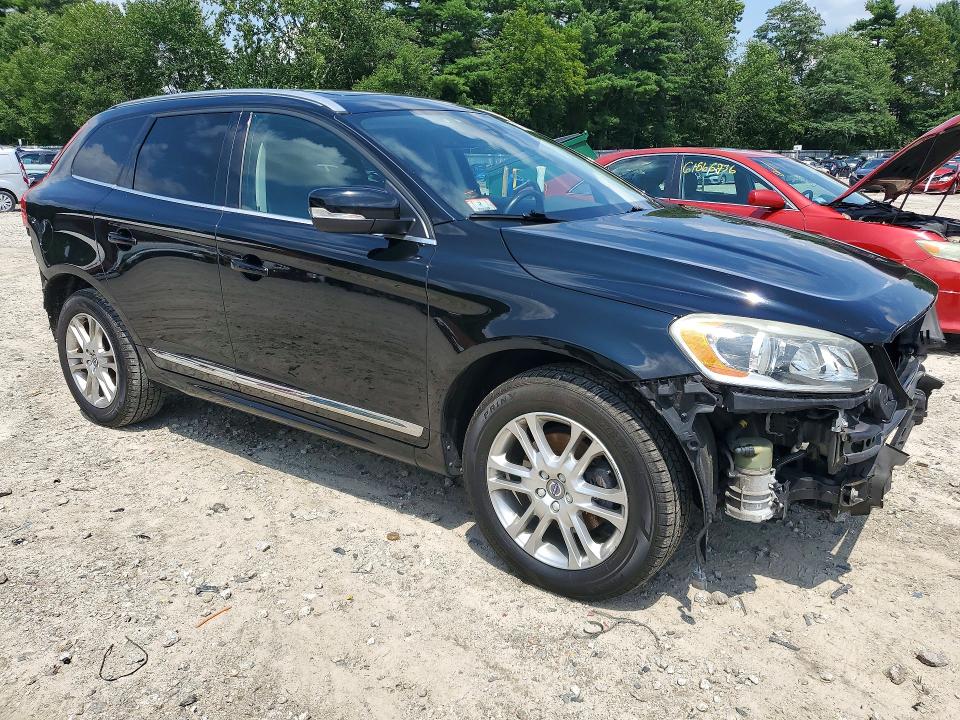 2016 Volvo Xc60 VIN YV4612RKXG2801571 COPART salvage auction — FRONT END, MA - CERT OF TITLE-RECONSTRCTD COLL, sold $3,100 on 2026-08-06 (photo 4)