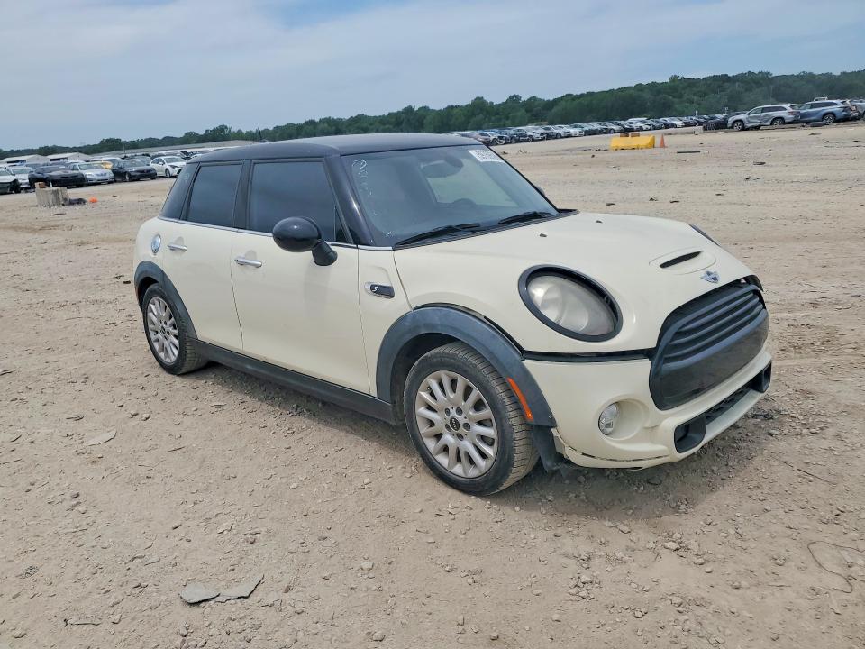 2015 Mini Cooper VIN WMWXU3C57FT892165 COPART salvage auction — MINOR DENT/SCRATCHES, Wi - Dealer Only Clean Title, sold $725 on 2026-07-09 (photo 4)
