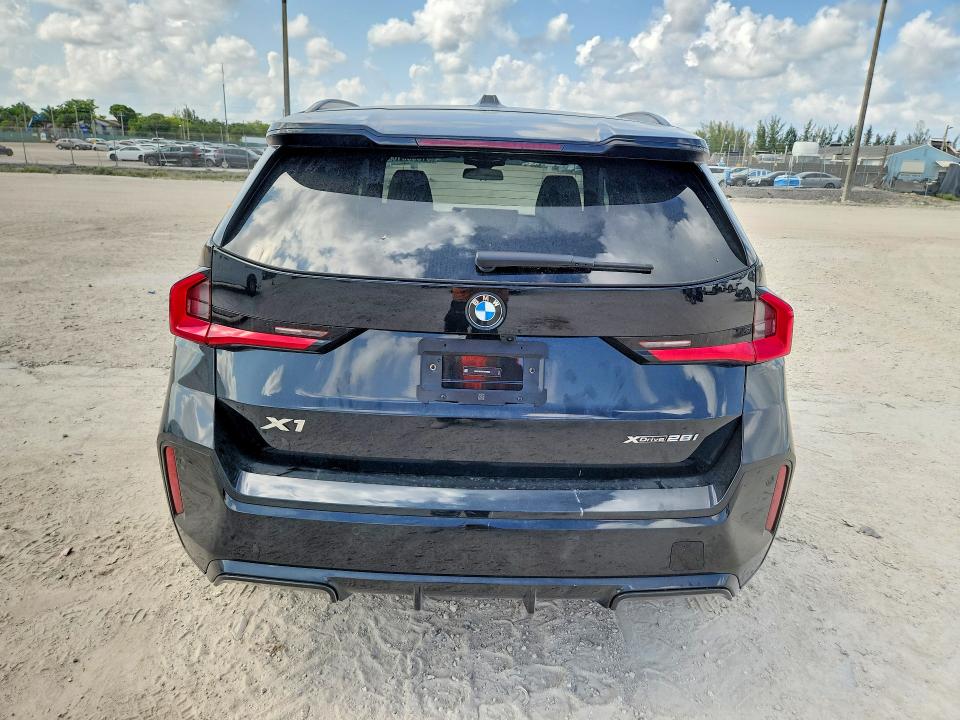 2026 BMW VIN WBX73EF0XT5640883 COPART salvage auction — FRONT END, FL - CERTIFICATE OF TITLE, sold $24,600 on 2026-08-03 (photo 6)