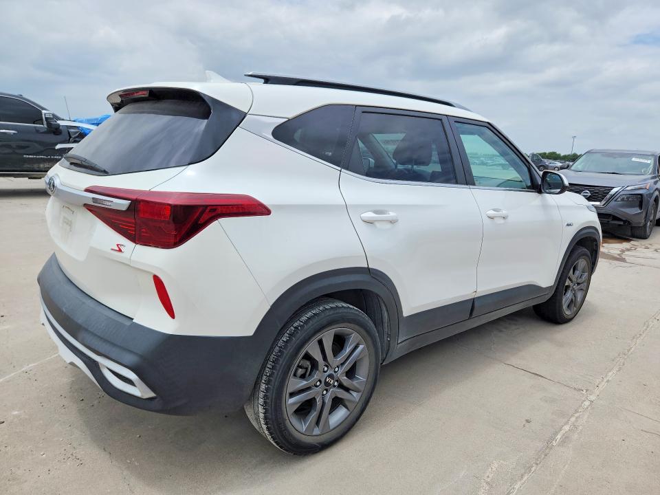 2021 Kia Seltos VIN KNDEUCAA1M7043259 COPART salvage auction — FRONT END, TX - CERT OF TITLE-REBUILT SALVAGE, sold $350 on 2026-07-30 (photo 3)