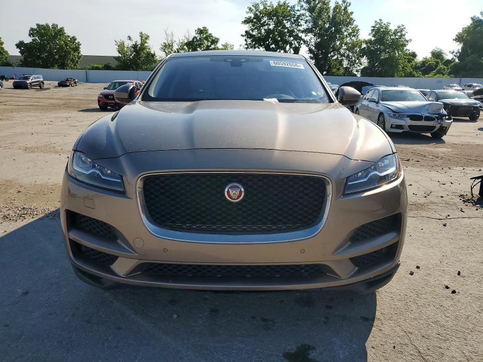 2017 Jaguar F-pace VIN SADCK2BV1HA895844 COPART salvage auction — SIDE, Mo - Certificate Of Title (P), sold $2,300 on 2026-07-28 (photo 5)