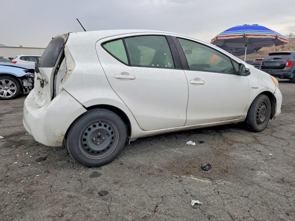 2013 Toyota Prius VIN JTDKDTB37D1552326 COPART salvage auction — REAR END, CA - SALVAGE CERTIFICATE, sold $625 on 2026-07-27 (photo 3)