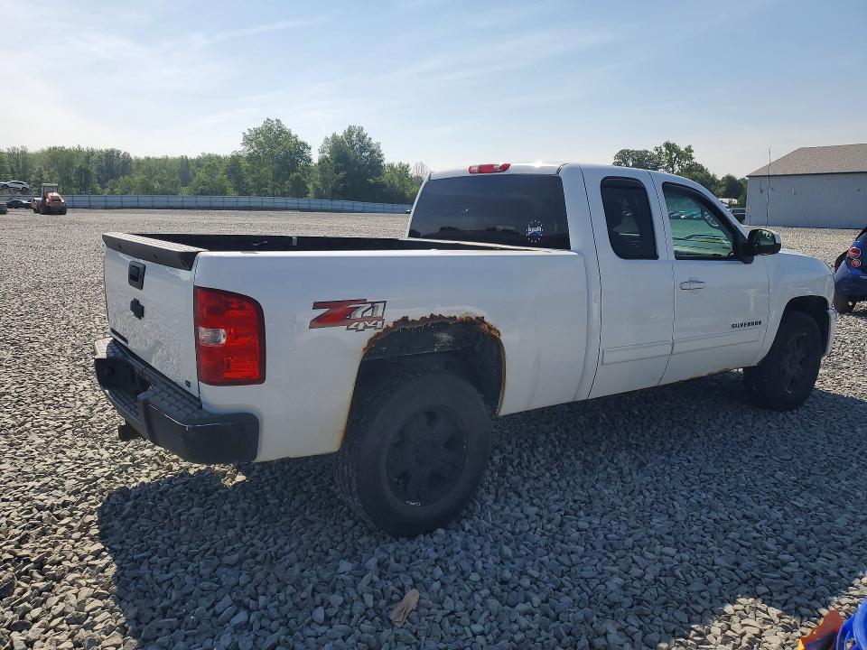 2012 Chevrolet Silverado VIN 1GCRKSE7XCZ333941 COPART salvage auction — MECHANICAL, Oh - Certificate Of Title, sold $250 on 2026-07-22 (photo 3)