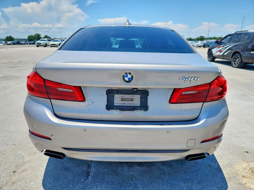 2018 BMW 5er VIN WBAJE5C58JWA93066 COPART salvage auction — MINOR DENT/SCRATCHES, La - Certificate Of Title, sold $8,900 on 2026-07-27 (photo 6)