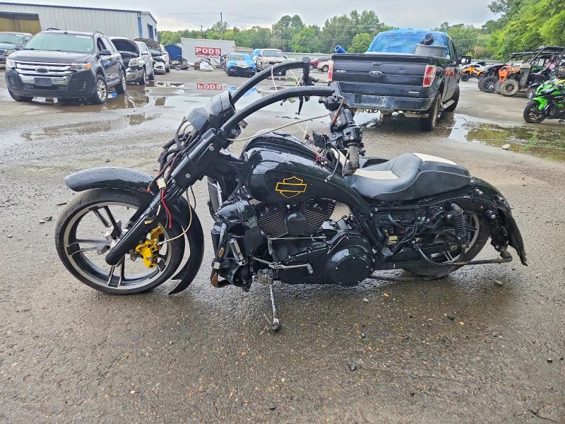 2016 Harley-davidson VIN 1HD1KHM10GB630288 COPART salvage auction — ROLLOVER, Salvage Title, sold $10 on 2026-07-30 (photo 3)