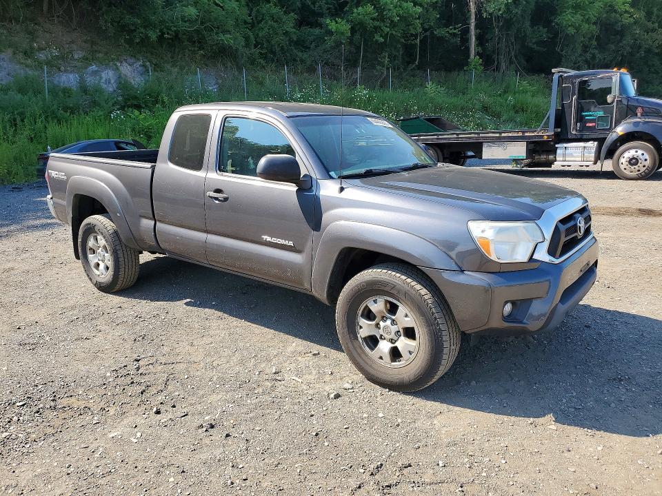 2013 Toyota Tacoma VIN 5TFUU4EN3DX052415 COPART salvage auction — REAR END, Ny - Certificate Of Title, sold $5,300 on 2026-07-28 (photo 4)