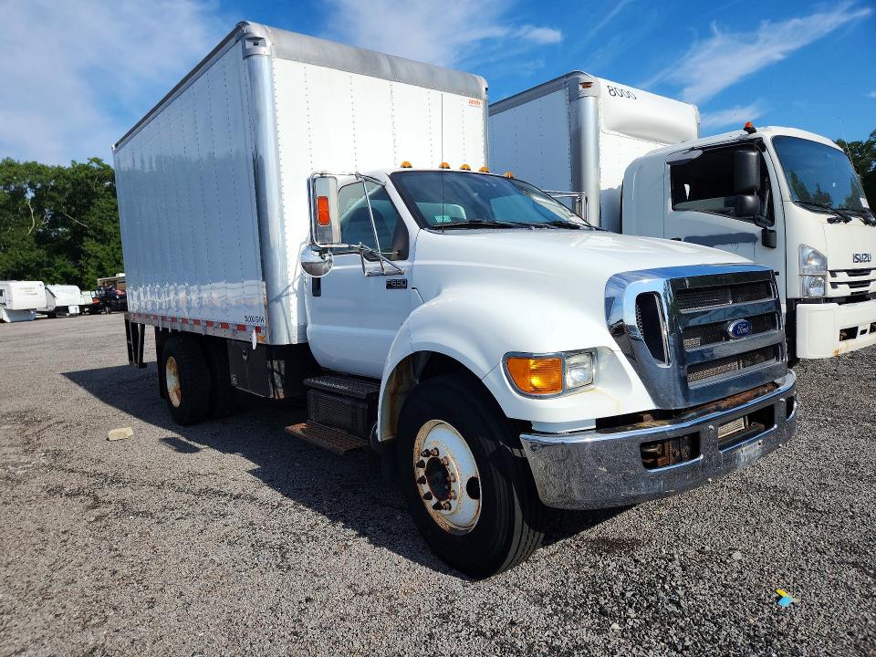 2015 Ford F-650 VIN 3FRNF6FCXFV747407 COPART salvage auction — MINOR DENT/SCRATCHES, Ma - Certificate Of Title, sold $10,900 on 2026-07-29 (photo 4)