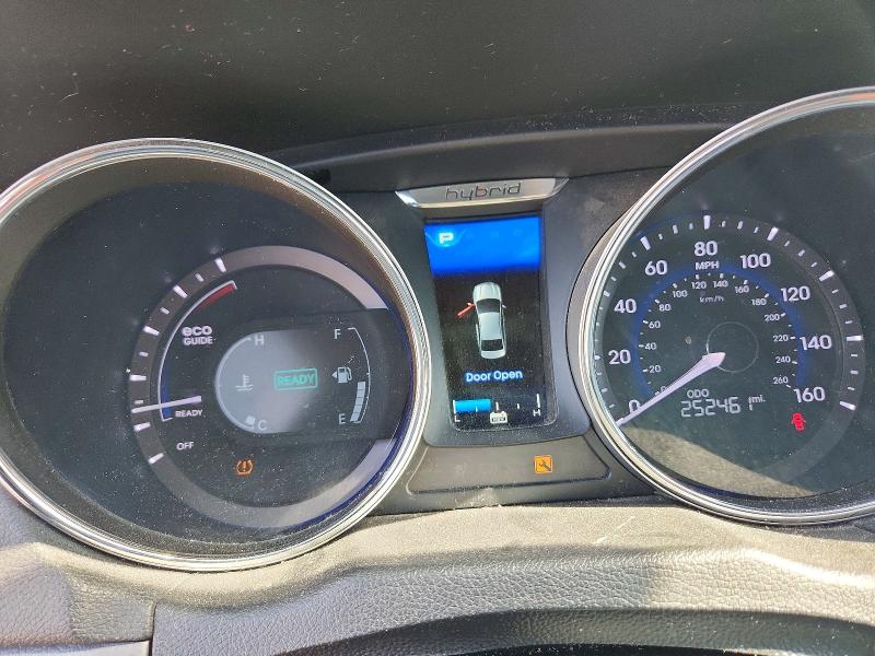 2014 Hyundai Sonata VIN KMHEC4A47EA113849 COPART salvage auction — FRONT END, Mi - Certificate Of Title, sold $200 on 2026-07-16 (photo 9)