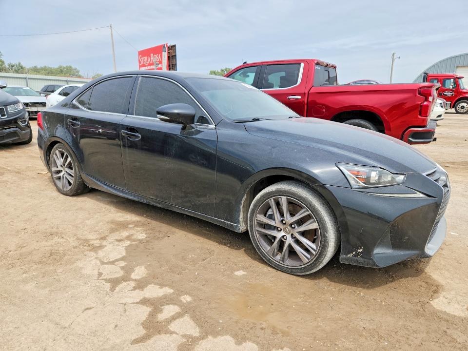 2018 Lexus Is 300 VIN JTHBA1D28J5081498 COPART salvage auction — NORMAL WEAR, MI - CERTIFICATE OF TITLE, sold $8,400 on 2026-08-27 (photo 4)