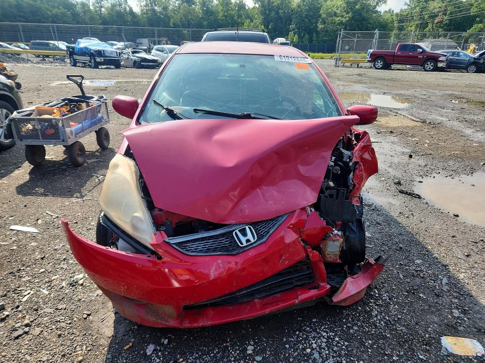 2009 Honda Fit VIN JHMGE884X9S019449 COPART salvage auction — FRONT END, Md - Cert Of Salvage > 75% Damage, sold $200 on 2026-07-28 (photo 5)
