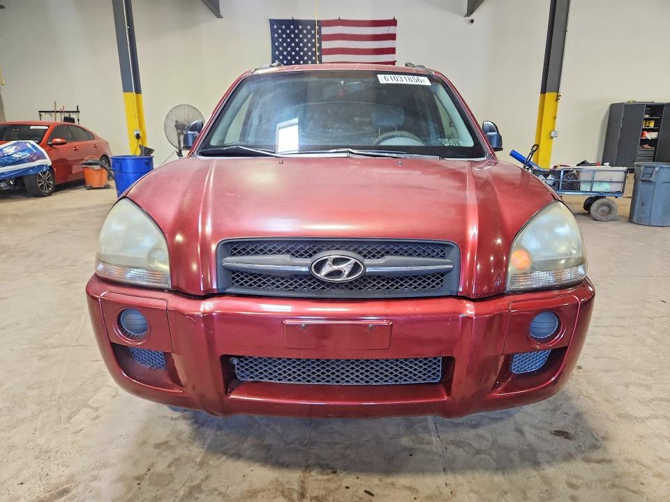 2005 Hyundai Tucson VIN KM8JM12B85U084688 COPART salvage auction — REAR END, PA - CERTIFICATE OF SALVAGE, sold $475 on 2026-07-27 (photo 5)