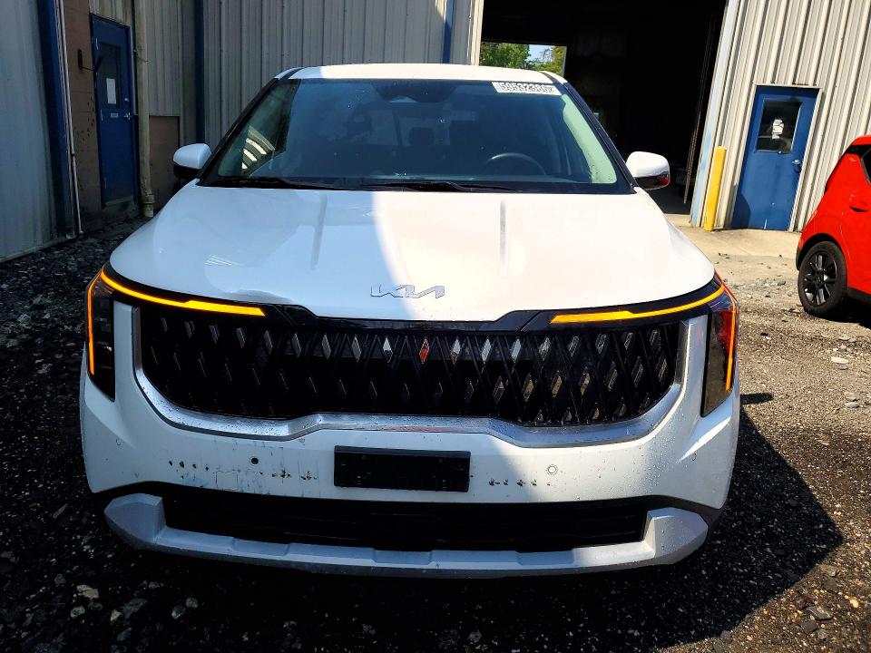 2026 Kia Carnival VIN KNDNB5K31T6586603 COPART salvage auction — REAR END, IL - CERTIFICATE OF TITLE, sold $16,100 on 2026-07-20 (photo 5)