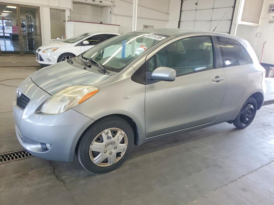 2007 Toyota Yaris VIN JTDJT923075112432 COPART salvage auction — MINOR DENT/SCRATCHES, Wa - Vehicle Cert Of Ownership-Titl, sold $900 on 2026-07-15 (photo 1)
