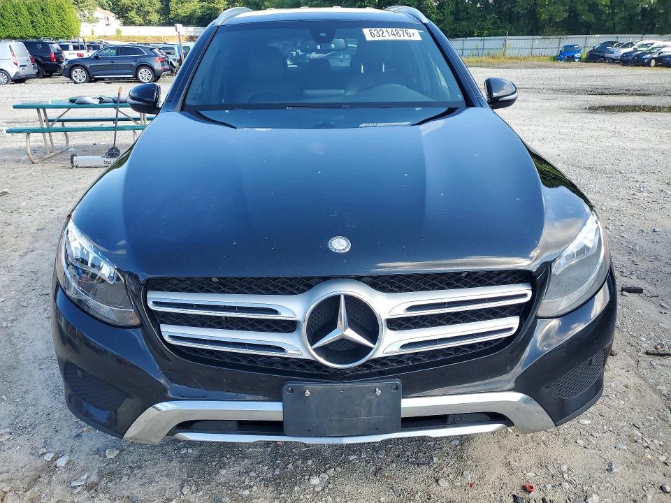 2017 Mercedes-benz Glc VIN WDC0G4KB7HF196636 COPART salvage auction — MINOR DENT/SCRATCHES, MA - CERTIFICATE OF TITLE, sold $6,500 on 2026-08-13 (photo 5)