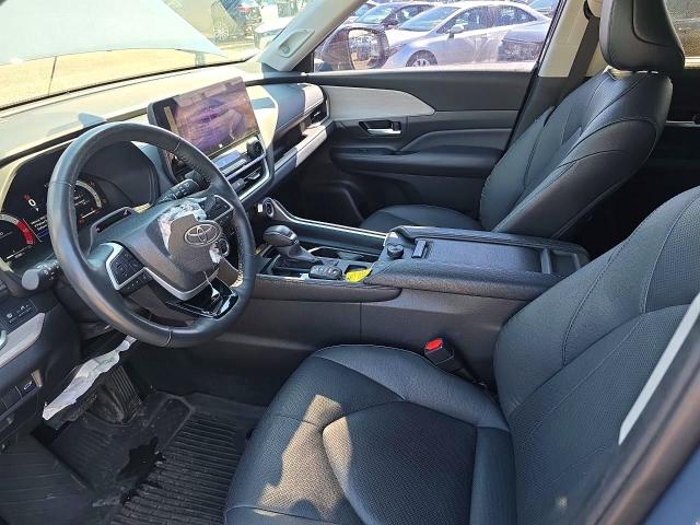 2024 Toyota Highlander VIN 5TDAAAB53RS033665 COPART salvage auction — FRONT END, Nj - Cert Of Title-Salvage, sold $22,300 on 2026-07-17 (photo 7)