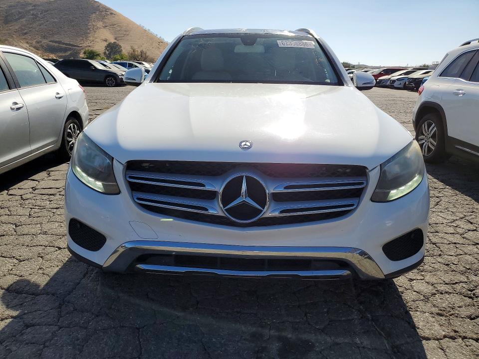 2016 Mercedes-benz Glc VIN WDC0G4JB6GF016532 COPART salvage auction — MINOR DENT/SCRATCHES, Ca - Certificate Of Title (P), sold $1,350 on 2026-08-13 (photo 5)
