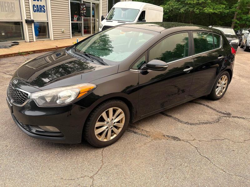 2015 Kia Forte VIN KNAFX5A85F5319331 COPART salvage auction — NORMAL WEAR, Me - Certificate Of Title (P), sold $325 on 2026-07-27 (photo 2)