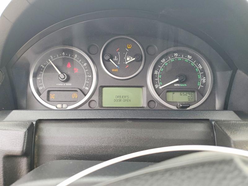 2006 Land rover Lr3 VIN SALAG25426A408504 COPART salvage auction — MINOR DENT/SCRATCHES, CA - DIS/DLR/EXP LIEN PAPERS-SALV, sold $375 on 2026-07-20 (photo 9)