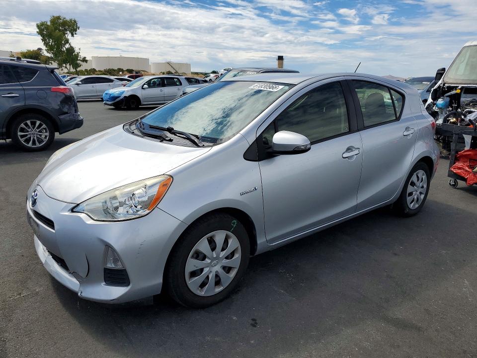 2014 Toyota Prius c VIN JTDKDTB39E1571199 COPART salvage auction — SIDE, CA - SALVAGE CERTIFICATE, sold $950 on 2026-07-27 (photo 1)