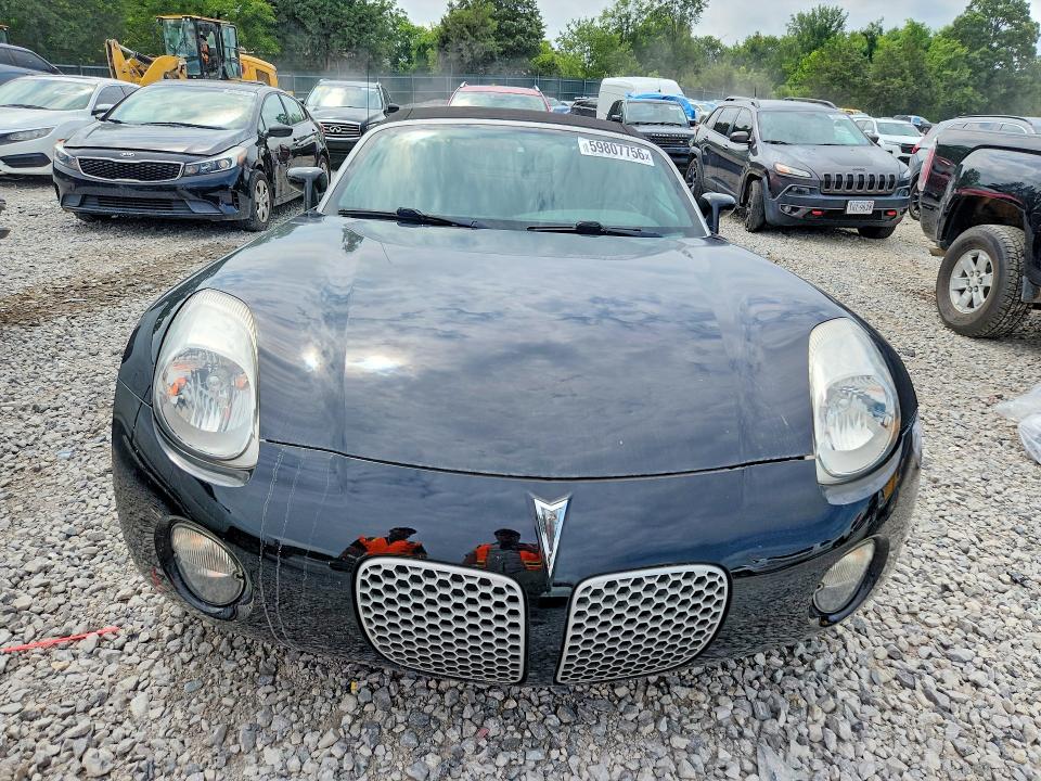 2008 Pontiac Solstice VIN 1G2MB35B18Y105767 COPART salvage auction — NORMAL WEAR, TN - CERTIFICATE OF TITLE, sold $2,250 on 2026-07-09 (photo 5)