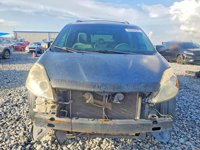 2009 Toyota Sienna VIN 5TDZK23C59S238018 COPART salvage auction — FRONT END, FL - CERT OF TITLE SLVG REBUILDABLE, sold $925 on 2026-07-31 (photo 5)
