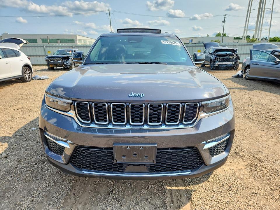 2024 Jeep Grand cherokee VIN 1C4RJYB69R8518241 COPART salvage auction — SIDE, Il - Certificate Of Title, sold $17,900 on 2026-09-02 (photo 5)