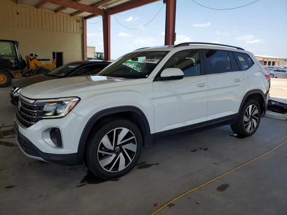 2024 Volkswagen Atlas VIN 1V2HR2CA3RC554667 COPART salvage auction — REAR END, Va - Certificate Of Title, sold $14,300 on 2026-08-20 (photo 1)