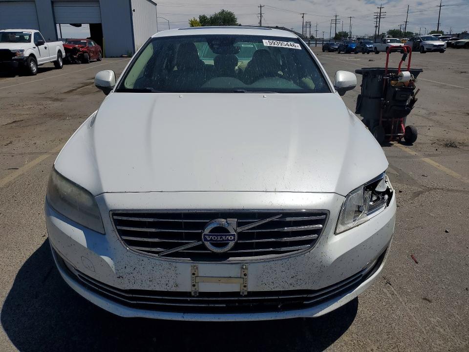 2015 Volvo S80 VIN YV1902MK0F1192161 COPART salvage auction — SIDE, Id - Salvage Certificate Of Title, sold $575 on 2026-08-06 (photo 5)