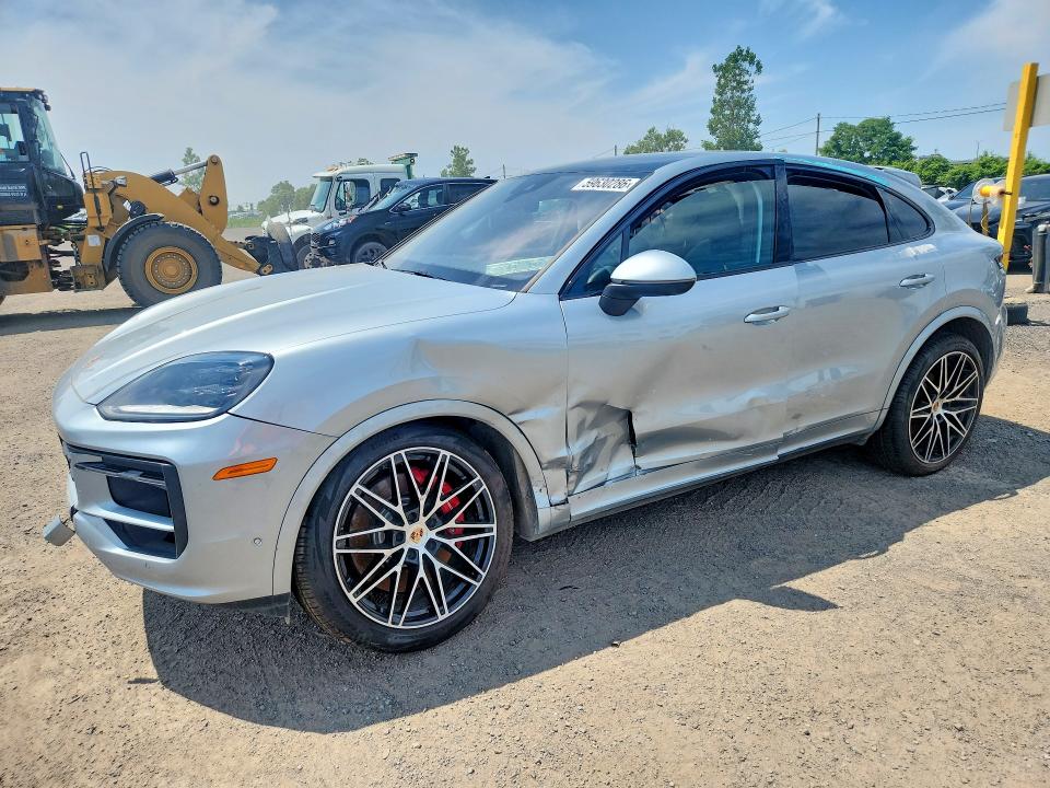 2026 Porsche Cayenne VIN WP1BL2AY1TDA50157 COPART salvage auction — WATER/FLOOD, Qc - Irrecuperable, sold $65,500 on 2026-08-04 (photo 1)
